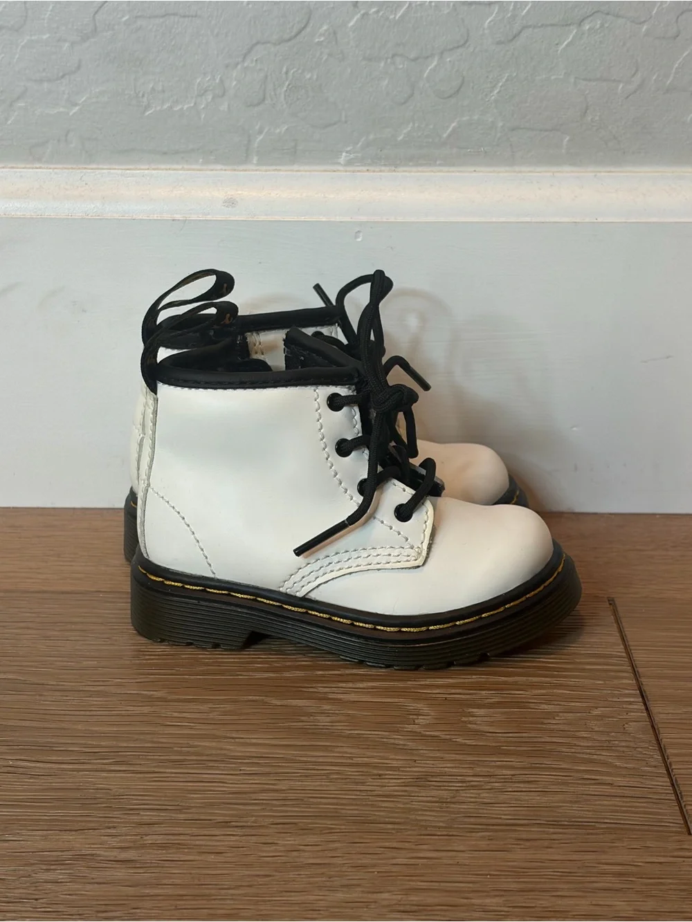 Dr. Martens 1460 Baby Leather Ankle Boots - Size 5